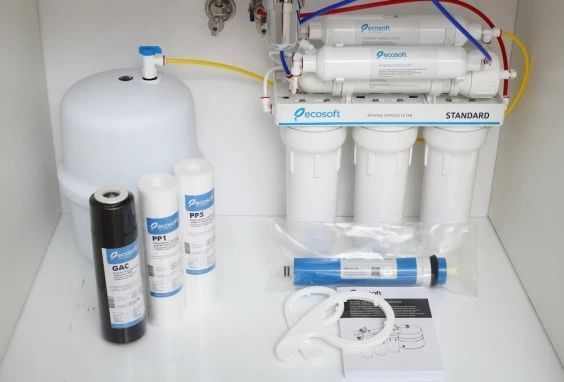 Фільтр зворотного осмосу Ecosoft Standard з мінералізатором (MO650MECOSTD) MO650MECOSTD фото