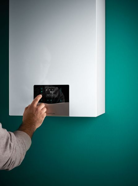 Двоконтурний конденсаційний газовий котел Vaillant ecoTEC plus VUW 26CS/1-5 (N-INT2) (0010043966) 0010043966 фото